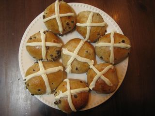 Hot cross buns
